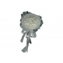 Bouquet bianco di 5 rose e petali racchette