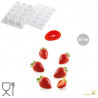 Stampo in silicone Fragola da 30 ml in silicone Bianco con tagliapasta da Silikomart Stampo in silicone Fragola da 30 ml in silicone Bianco con tagliapasta da Silikomart