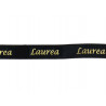 Nastro doppio raso nero con scritta Laurea in oro di spessore 10 mm lungo 50 m Nastro doppio raso nero con scritta Laurea in oro di spessore 10 mm lungo 50 m