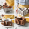 Beatrice Decora: stampo in alluminio pressofuso per torte a cuore di dimensioni 28x27xh10 cm Beatrice Decora: stampo in alluminio pressofuso per torte a cuore di dimensioni 28x27xh10 cm