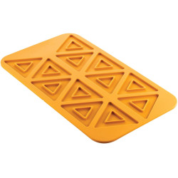 Stampo Triangolo 2.0 per 12 impronte in Silicone giallo da Silikomart Linea Naturae