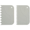 Set 2 Tarocchi dentellati o spatole dentellate o raschia multiuso in plastica bianca da Decora Set 2 Tarocchi dentellati o spatole dentellate o raschia multiuso in plastica bianca da Decora