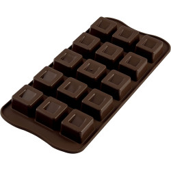 Stampo cioccolatini cubo di lato 2,6 cm x 2,6 cm x altezza 1,8 cm in silicone da Silikomart