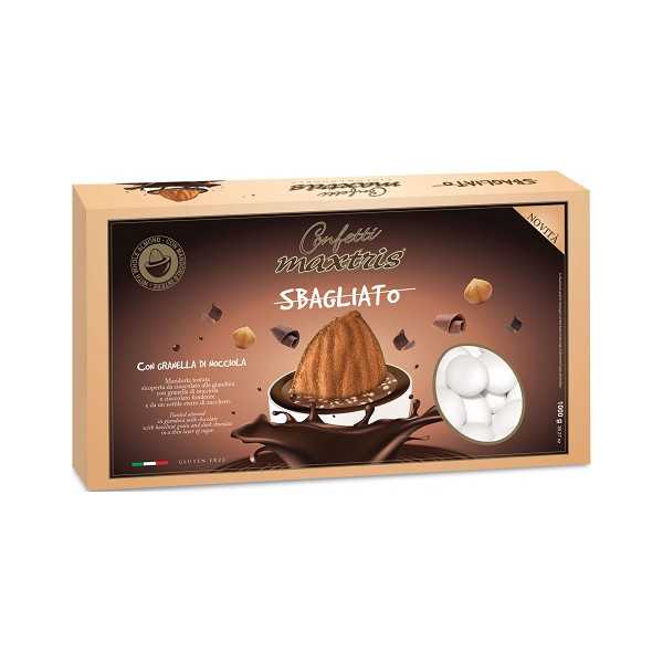 Maxtris Sbagliato Bianco: ciocomandorla con granella di nocciola, confetti bianchi da 1 Kg