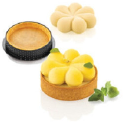 Kit Tarte Ring Blossom Silikomart – 1 Stampo in Silicone ed 8 Anelli per Crostatine a Fiore (Ø7cm)