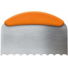 Spatola per decori a Nastro in acciaio inox larga 22,5 cm con manico ergonomico antiscivolo in plastica da Decora Spatola per decori a Nastro in acciaio inox larga 22,5 cm con manico ergonomico antiscivolo in plastica da Decora