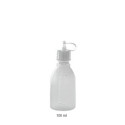 Flacone graduato con beccuccio dosatore da 100 ml in plastica trasparente da Silikomart