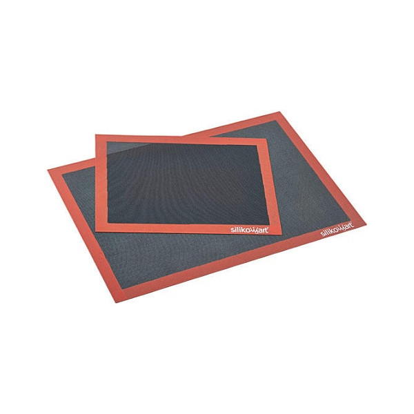 Small, Gastronorm o Big Air Mat, tappeto micro-forato in silicone, con anima in fibra di vetro, linea Air Mat da Silikomart.