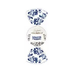 Vassoio Cadeaux Twist Fabbri 500 g: confetti con incarto Twist bianco Maxtris, con amarena e cioccolato fondente
