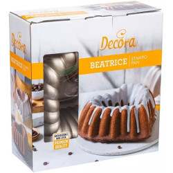 Beatrice Decora: stampo in alluminio pressofuso per torte a cuore di dimensioni 28x27xh10 cm