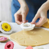 Mix and Match Classic taglia-biscotti occhio di bue Decora: 6 tagliabiscotti in plastica per i classici biscotti Occhi di Bue Mix and Match Classic taglia-biscotti occhio di bue Decora: 6 tagliabiscotti in plastica per i classici biscotti Occhi di Bue