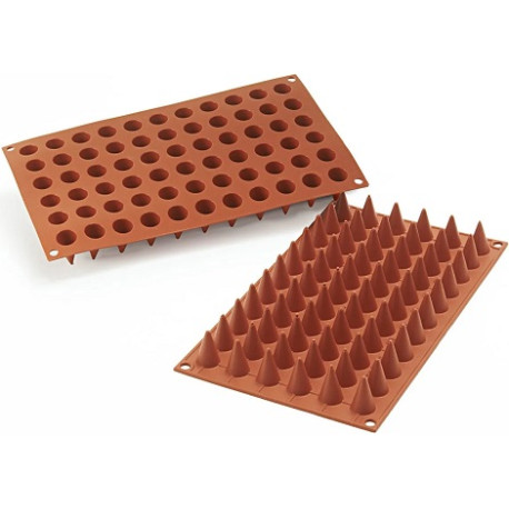 Micro Coni Silikomart: stampo in silicone color terracotta per 66 coni mignon di diametro 1,8 x h 3 cm Micro Coni Silikomart: stampo in silicone color terracotta per 66 coni mignon di diametro 1,8 x h 3 cm