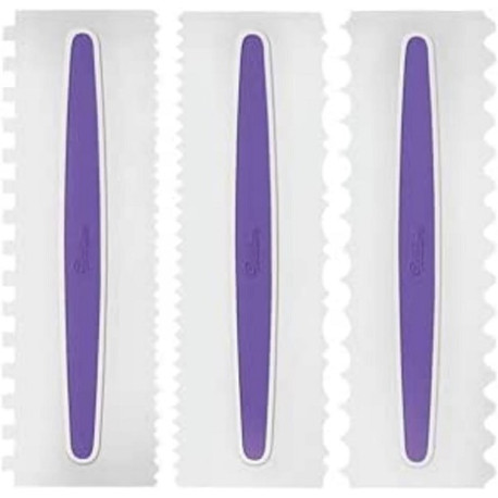 Set 3 pettini decoratorta in plastica 22,8 x h 7,6 cm Wilton Set 3 pettini decoratorta in plastica 22,8 x h 7,6 cm Wilton