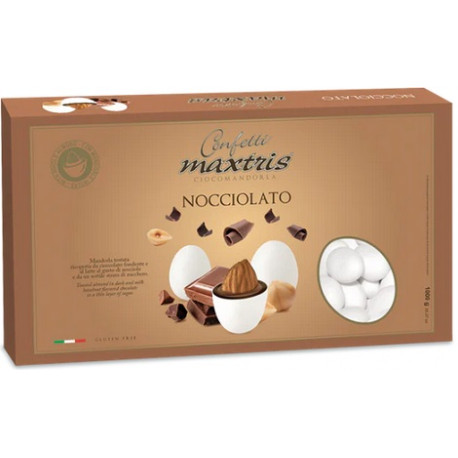 Maxtris Nocciolato, confetti bianchi da 1 Kg: mandorla tostata ricoperta di cioccolato bianco e fondente al gusto nocciola Maxtris Nocciolato, confetti bianchi da 1 Kg: mandorla tostata ricoperta di cioccolato bianco e fondente al gusto nocciola
