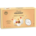 Maxtris Creme Caramel , confetti bianchi 1 Kg: cioco-mandorla al gusto creme caramel