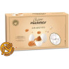 Maxtris Amaretto confetti bianchi 1Kg: confetti cioco-mandorla in confezione da Kg 1 Maxtris Amaretto confetti bianchi 1Kg: confetti cioco-mandorla in confezione da Kg 1