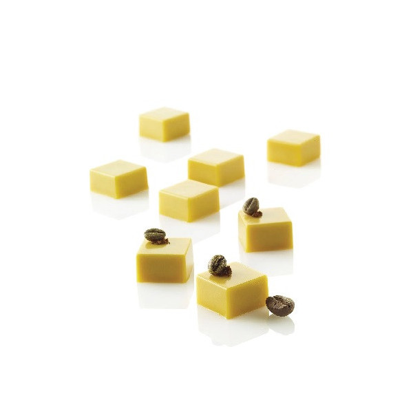 Stampo micro Square o Micro Cubetti, da 21 mm ed altezza 13 mm in silicone bianco di Silikomart