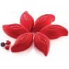 Stampo Ruben 140 Silikomart: stampo in silicone per 6 petali da 114x57 h45mm con cutter Stampo Ruben 140 Silikomart: stampo in silicone per 6 petali da 114x57 h45mm con cutter