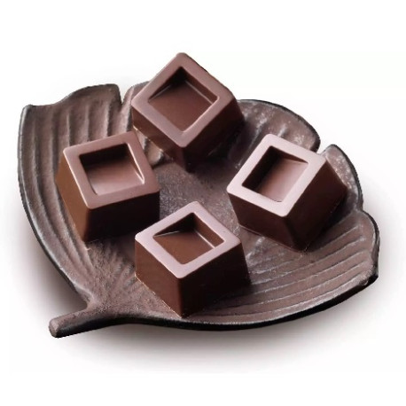 Cubo Silikomart stampo in silicone 15 cioccolatini a forma di cubo 26X26 h18mm Cubo Silikomart stampo in silicone 15 cioccolatini a forma di cubo 26X26 h18mm