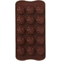 Rose: stampo in silicone per 15 cioccolatini rose di diametro 2,8 cm ed altezza 1,8 cm da Silikomart