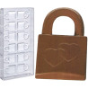 Stampo policarbonato 12 cioccolatini lucchetto con cuori accoppiati 4,95x2,95 cm da 12 g Stampo policarbonato 12 cioccolatini lucchetto con cuori accoppiati 4,95x2,95 cm da 12 g
