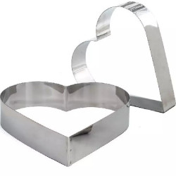 Sagoma in Acciaio Inox Cuore Decora (Ø14/18/22cm) – Cornice per Semifreddi, Mousse e Gelati (H4,5cm)