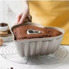 Beatrice Decora: stampo in alluminio pressofuso per torte a cuore di dimensioni 28x27xh10 cm Beatrice Decora: stampo in alluminio pressofuso per torte a cuore di dimensioni 28x27xh10 cm