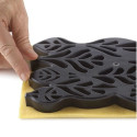 Voila' Cookie Leaves Silikomart: tagliapasta e stampo in T-Plus+ a forma di foglie da 24x15xh2 cm