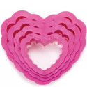 Tagliapasta cuore festonato da Decora set 4 cutter in plastica da 4 cm a 8 cm di h 2,2 cm