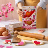 Tagliapasta Love da Decora: set 2 tagliapasta in plastica cuore con ali e cuore con freccia Tagliapasta Love da Decora: set 2 tagliapasta in plastica cuore con ali e cuore con freccia