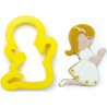 Tagliapasta comunione bimba Decora: sagoma in plastica a forma di bambina 9x5xh2,2 cm Tagliapasta comunione bimba Decora: sagoma in plastica a forma di bambina 9x5xh2,2 cm