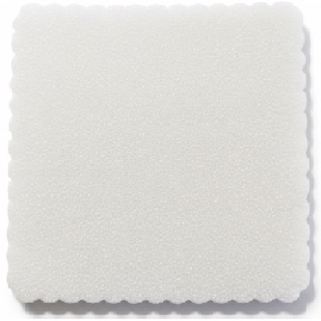 Velo Fata in Tulle Orlato Quadrato Crema a Pois puntinato in confezione da 50 veli da 24x24 cm Velo Fata in Tulle Orlato Quadrato Crema a Pois puntinato in confezione da 50 veli da 24x24 cm