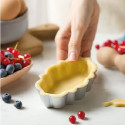 Formina Crostata Mini Ovale con Fondo Mobile 7,5x11,5xh 3 cm in metallo antiaderente di alta qualità da Decora