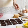 Set CiocCookies Pasqua: tagliapasta in plastica per gallette e Stampo Termoformato per placchette di Cioccolato da Decora