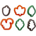 6 Mini Taglia-biscotti foglie autunnali miste in plastica da Decora