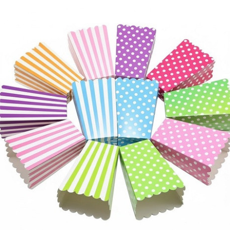 Mini Box Porta Popcorn, Caramelle e Dolcetti a Fantasia Assortita 8x8xh12 cm in set da 6 Pz