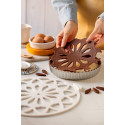 Griglia Tagliapasta Fiore Decora (Ø28cm) – Per Crostate e Torte Floreali