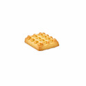Biscotto con motivo a griglia realizzato con lo stampo Mini Waffle Silikomart