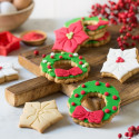 Set 2 tagliapasta 1 ghirlanda di natale con fiocco e 1 stella di natale in plastica Decora