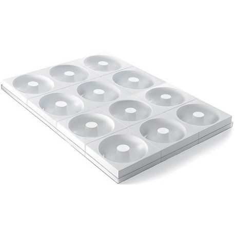 Savarin115/6 Silikomart: set 12 stampi savarin tortaflex per ciambelle ø11,5xh 4 cm in silicone bianco su vassoio 60x40 cm