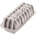 Stampo tronchetto di lana lungo 24,5 cm, largo 9,5 cm, alto 7,7 cm in silicone grigio da Silikomart