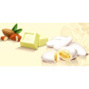 Snob cioccolato bianco Crispo 1 Kg: confetti bianchi con mandorla intera tostata Snob cioccolato bianco Crispo 1 Kg: confetti bianchi con mandorla intera tostata