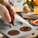 Duo Tondo Decora: coppia di stampi silicone con 6 dischi ø6,5xh2,3 cm ideali per biscotto gelato