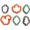 6 Mini Taglia-biscotti foglie autunnali miste in plastica da Decora