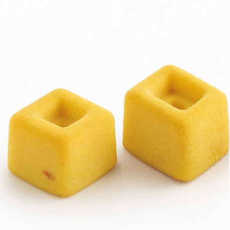 Square Savarin Silikomart – Stampo in Silicone per Monoporzioni Quadrate (3,3×3,3×H0,2/4,5×4,5×H0,28)